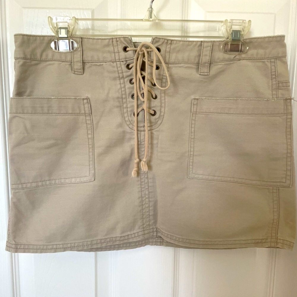 American Eagle Khaki Beige Tie String Mini Skirt Summer Spring Beach Size 6